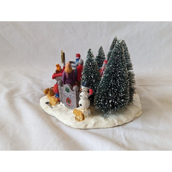 Lemax Here Comes Our Tree Farm Christmas Village Ceramic #43070 Retired 2014 - Picture 3 of 12